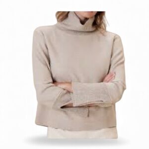 Banana Republic Women's Beige Turtleneck Sweatshirt